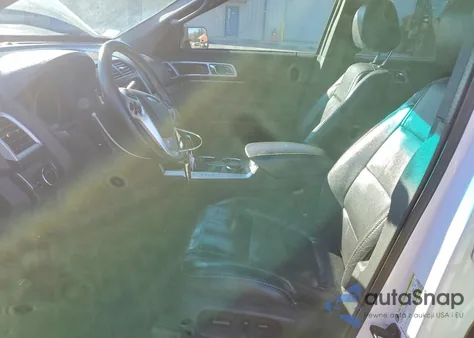 2013 Ford Explorer Sport z USA, uszkodzony, nr VIN 1FM5K8GT6DGB55207